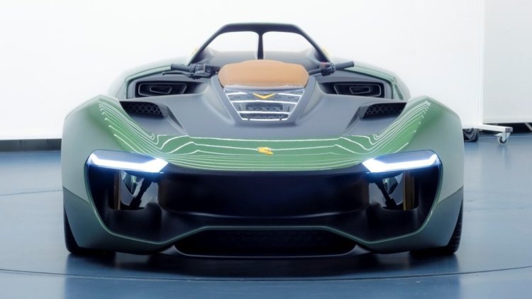 The British Engler Creates a Hybrid of a Sports Car and Quad Bike with 1200 Horsepower