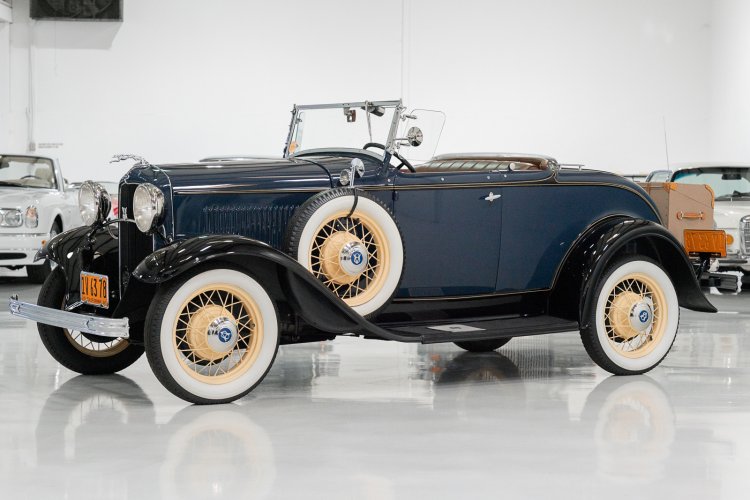 1932 Ford V-8 Deluxe Roadster: Легенда Американских Дорог