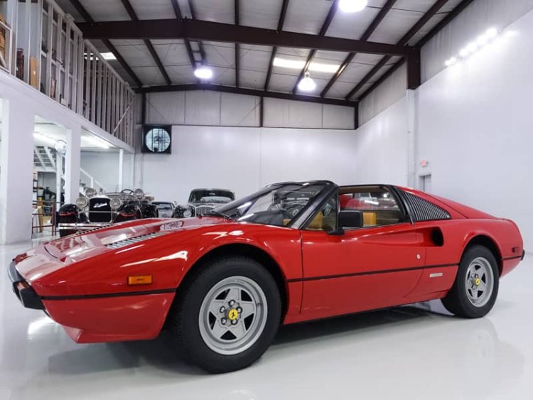 Ferrari 308 GTSi 1982 года